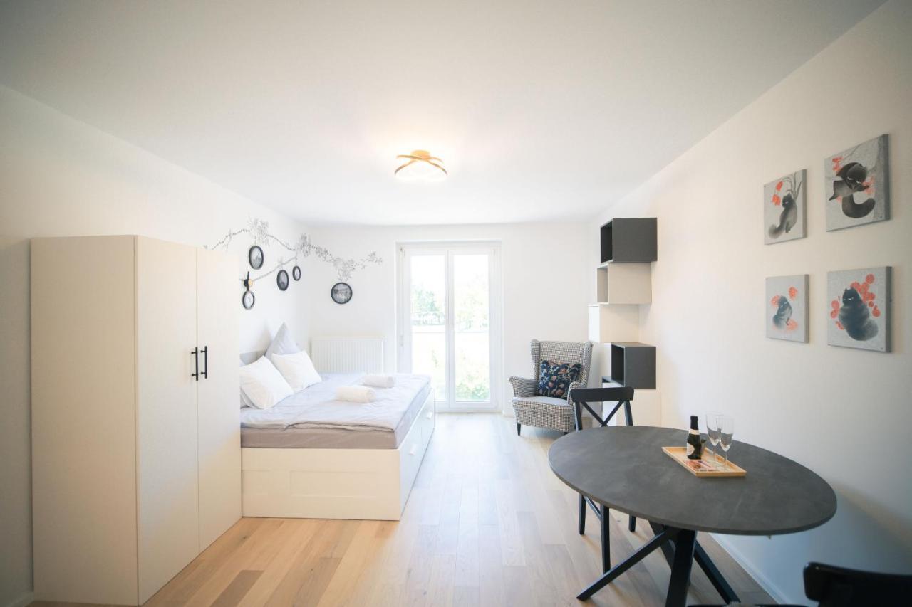 Room 4 Art Appartments Nr.1 In Vienna Center Экстерьер фото